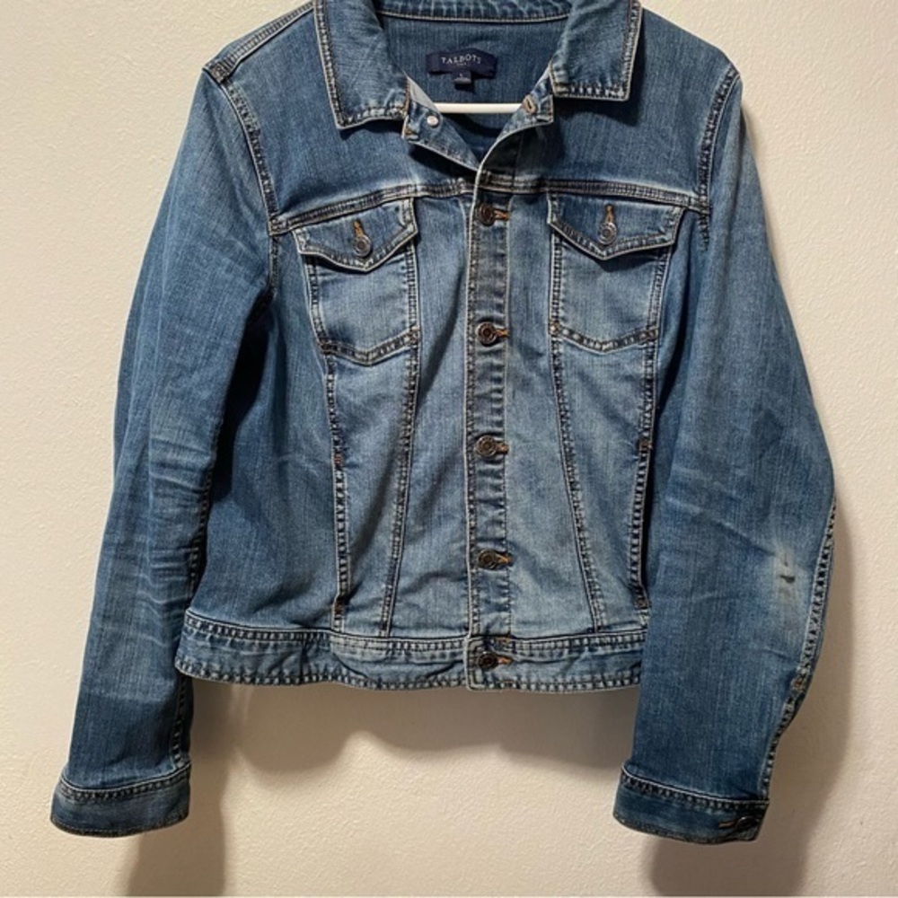 Talbots Jean Jacket Women’s Large Button Down Pockets Blue Flaw Sleeve Faded